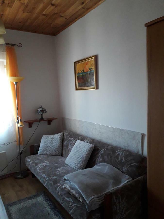 Mátyás Madár Vendégház Tard Esterno foto