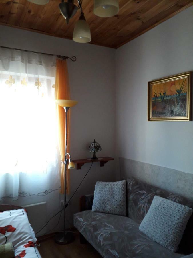 Mátyás Madár Vendégház Tard Esterno foto